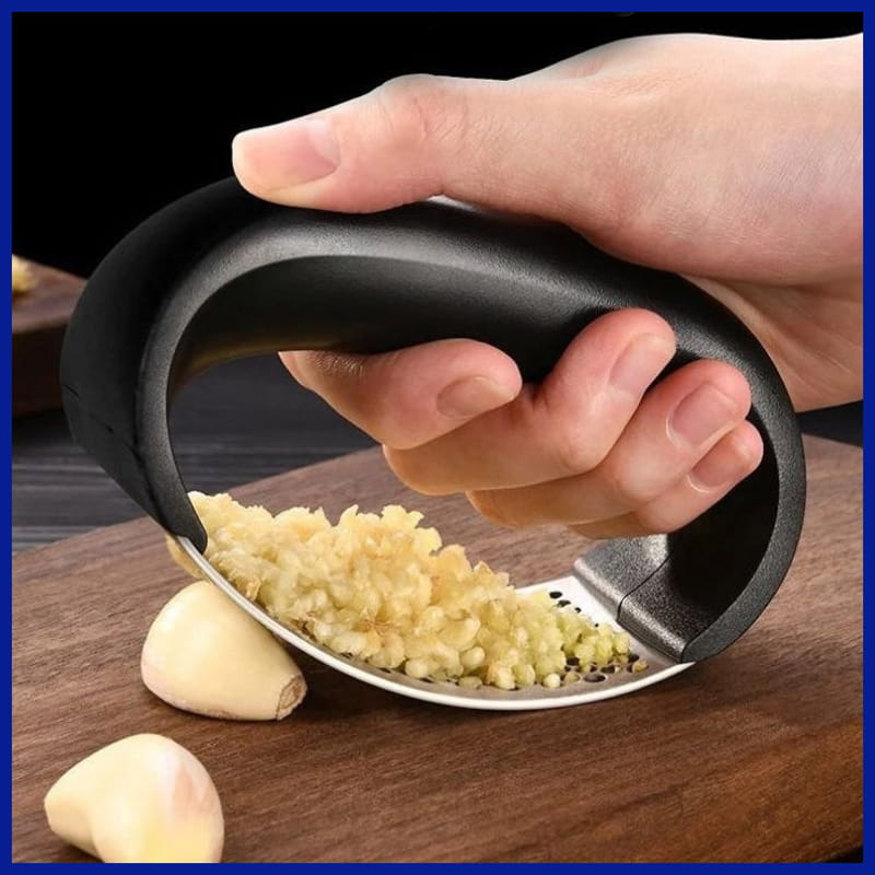 Garlic Clove Mashing with Stainless Chopper